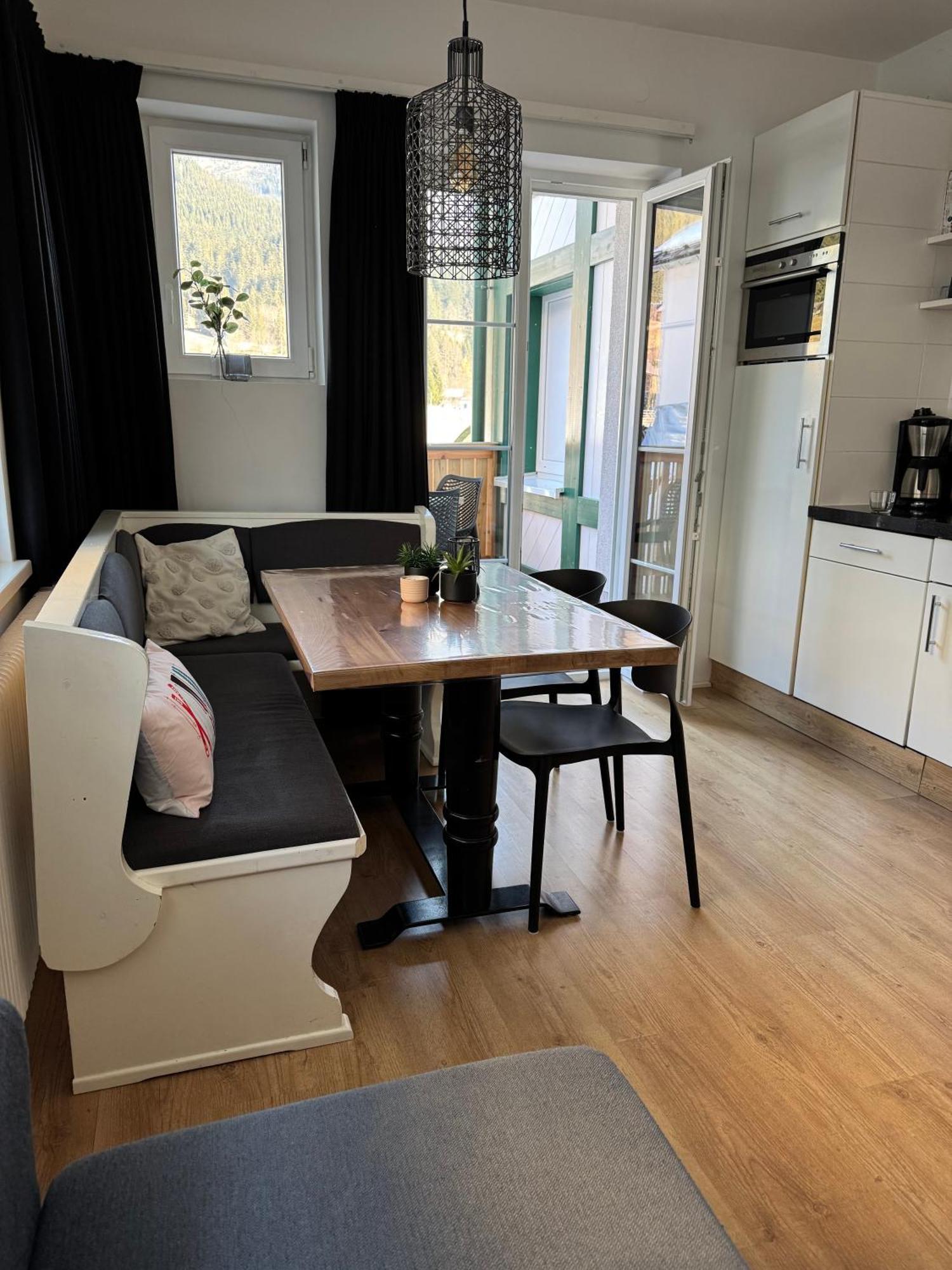 Loetje Apartment โกเซา ภายนอก รูปภาพ